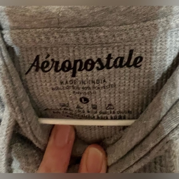 Men’s Aeropostale pullover hoodie. Size large - Picture 3 of 3